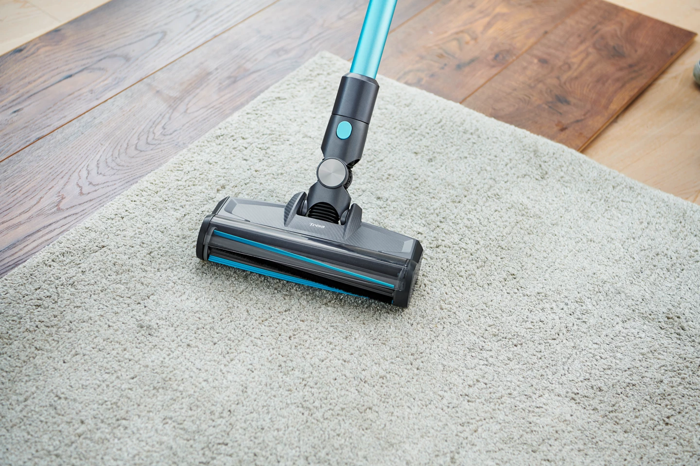 Aspirateur balais Quick Clean Professional T9312