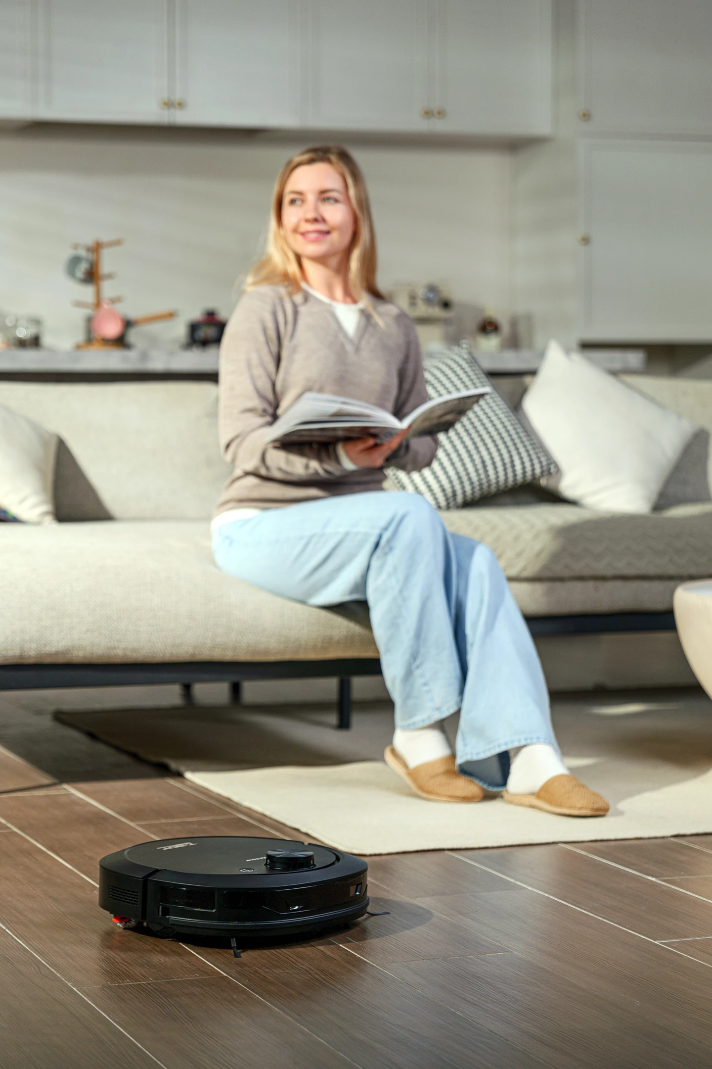 Robot vacuum cleaner T-Bot Max 12000
